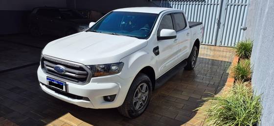 FORD RANGER 2.2 XLS 4X4 CD 16V DIESEL 4P AUTOMÁTICO